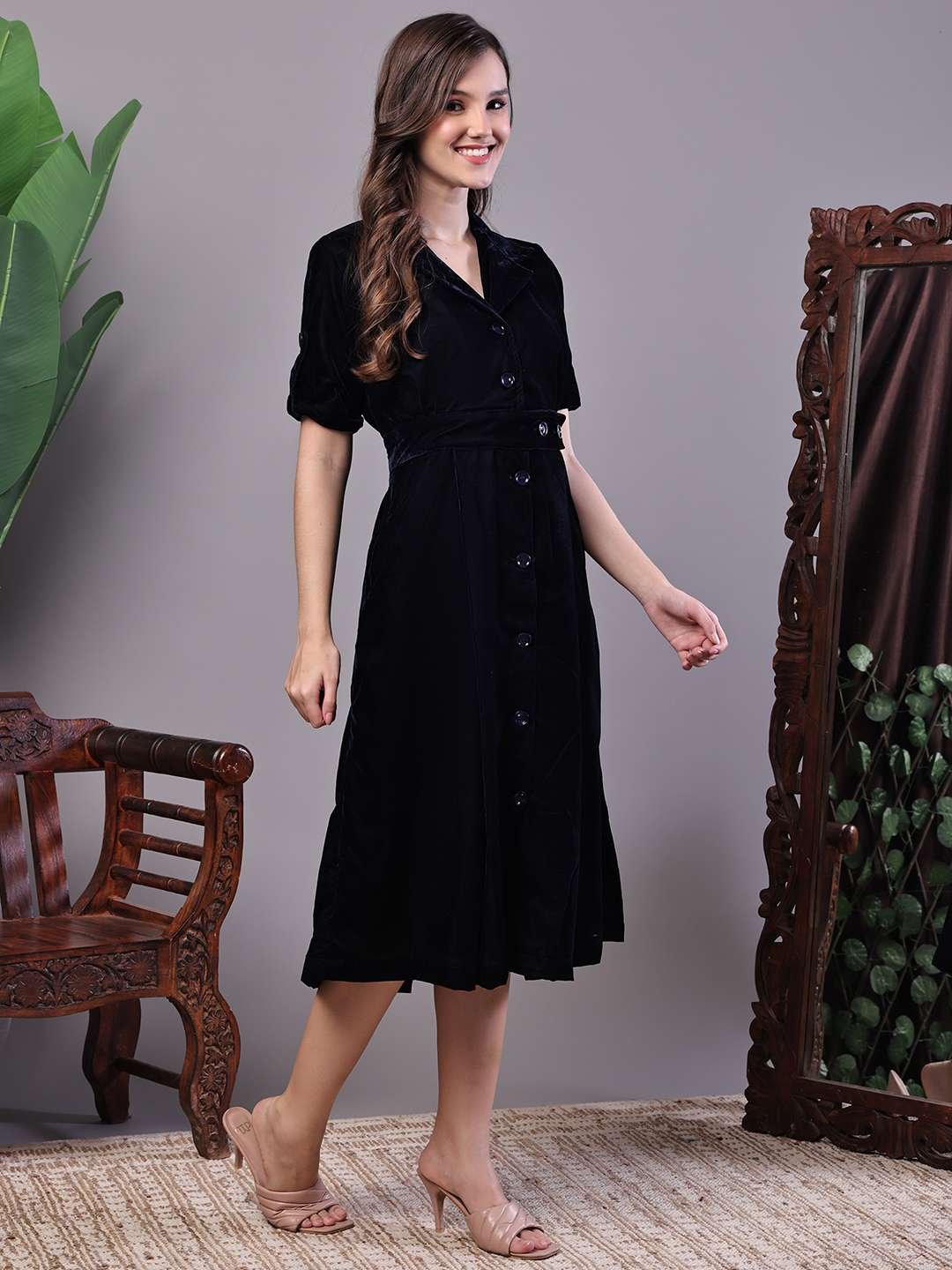Women's Black Velvet Solid Printed Shirt Midi Dress with Belt - Image 4
